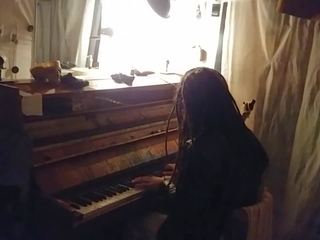 Saveliy merqulove - il peaceful sconosciuto - pianoforte.
