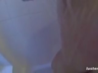 โฮมเมด สมัครเล่น เลสเบี้ยน ผู้ใหญ่ ฟิล์ม ใน the อาบน้ำ: ฟรี เอชดี x ซึ่งได้ประเมิน วีดีโอ 7c
