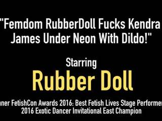 调教 rubberdoll 乱搞 kendra 詹姆斯 下 neon 同 假阳具!