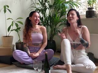 Ersties - fantastis tato babes memiliki lesbian xxx klip