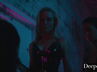 Deeper. kayden kross at kanya asawang lalake paggamit magkantot manika aidra soro