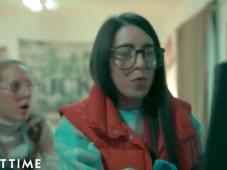 Marriageable tijd - nerd lesbisch cadence lux creates xxx video- beau voor trio met bff vol scène