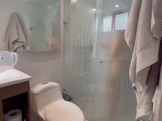 Një i mrekullueshëm dush me the duke pastruar i ri nga tim shtëpi: pd x nominal video 0a